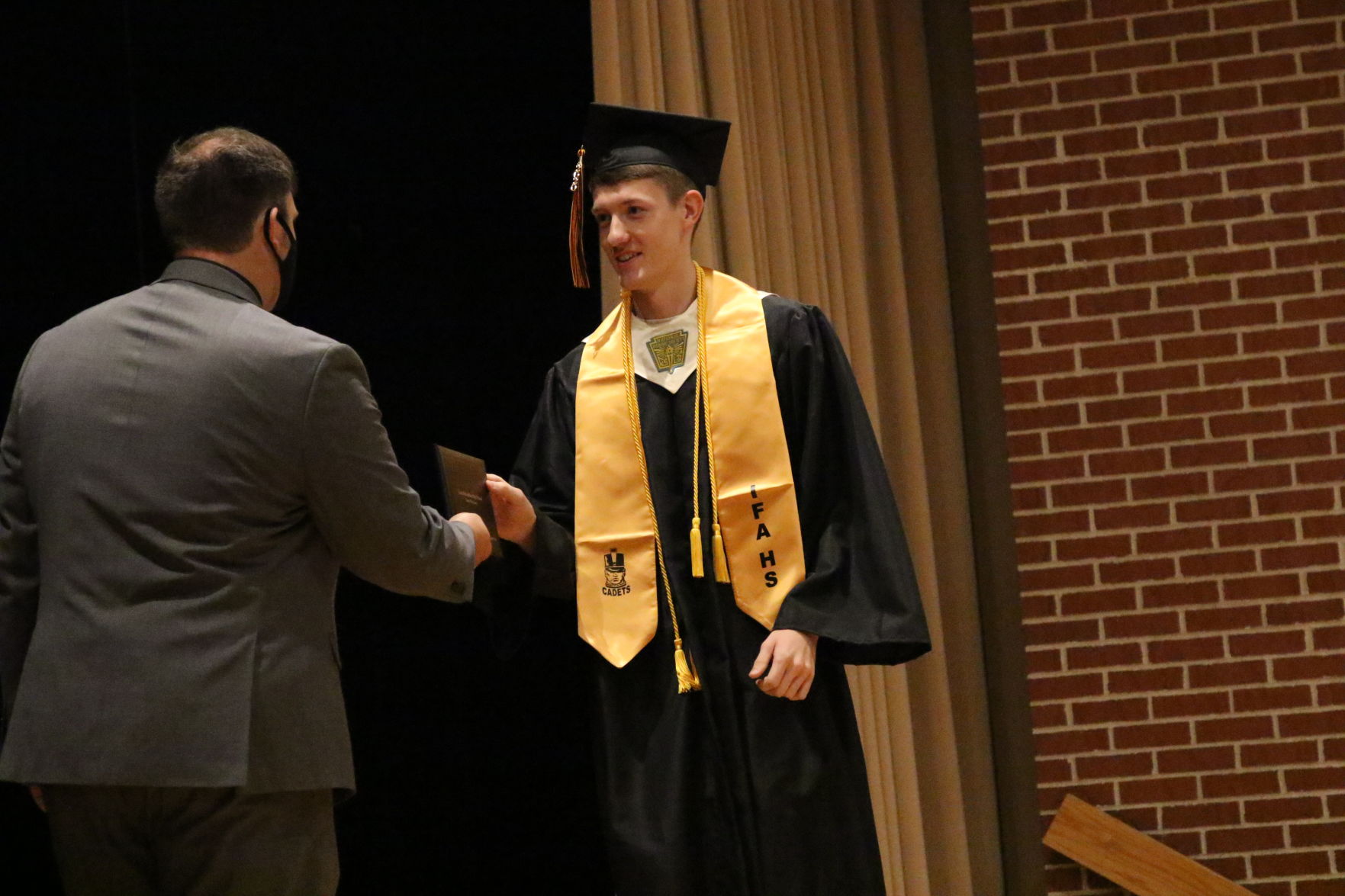IFA_Grad1695.JPG